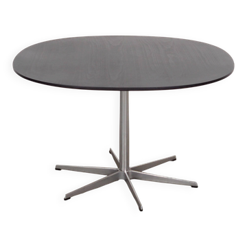 Ash table, Danish design, 1980s, designer Arne Jacobsen for Fritz Hansen