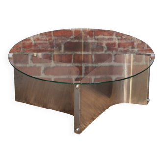 Table basse design avec plateau en verre