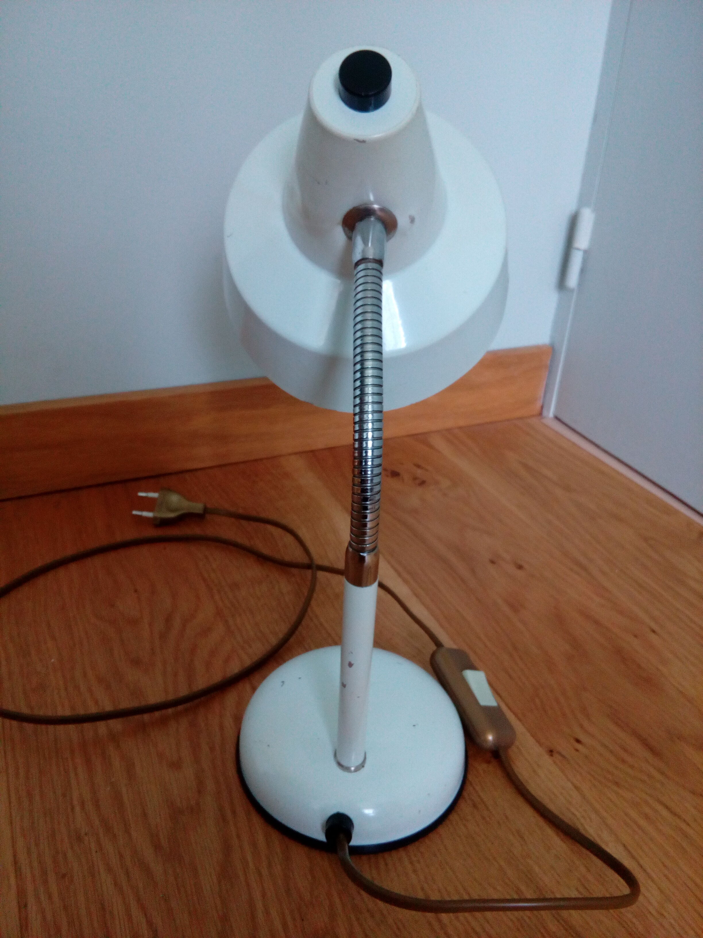 Veneta Lumi Flexible Italian Desk Lamp