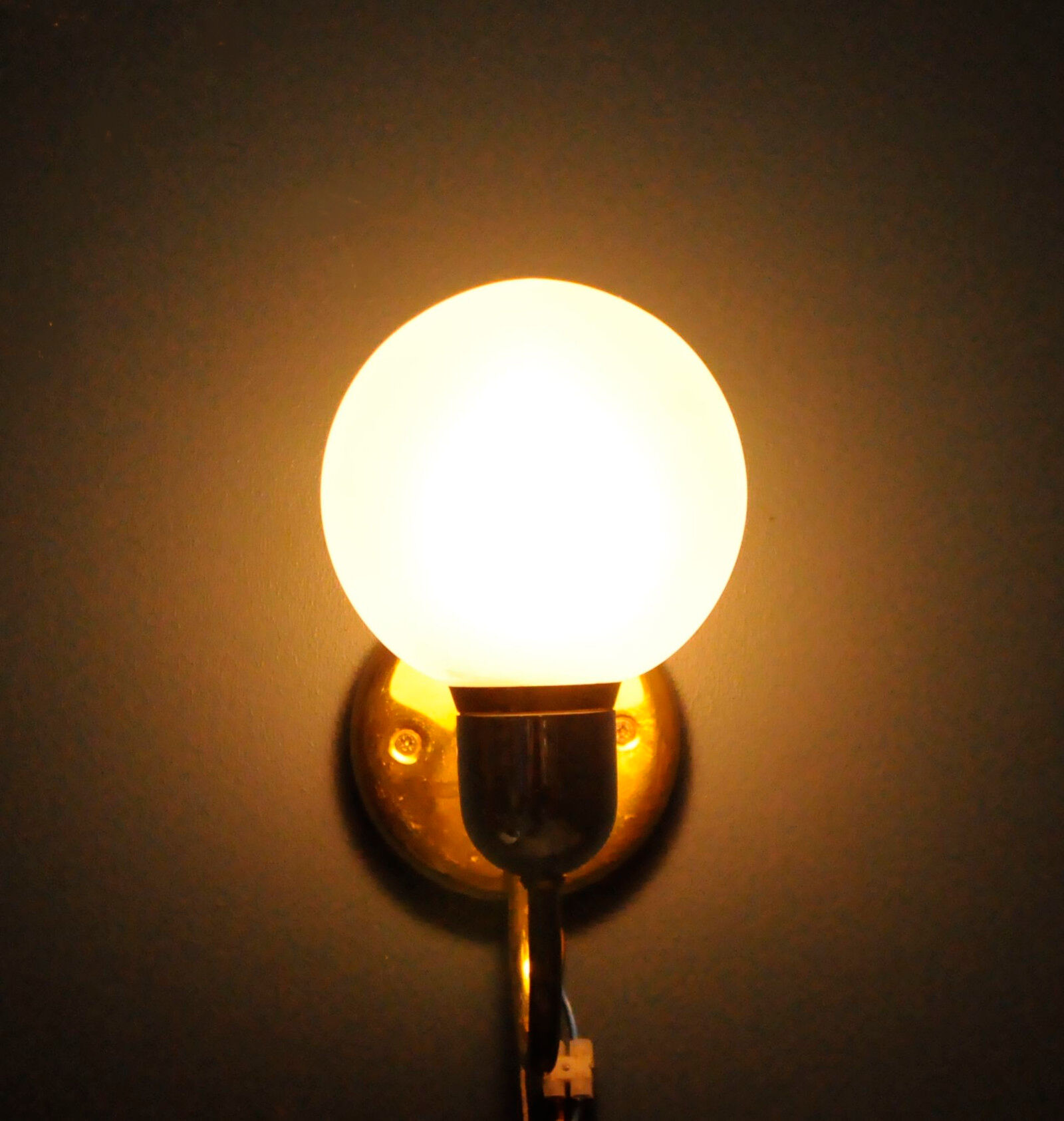 Simple wall lamp Wortmann & Filz