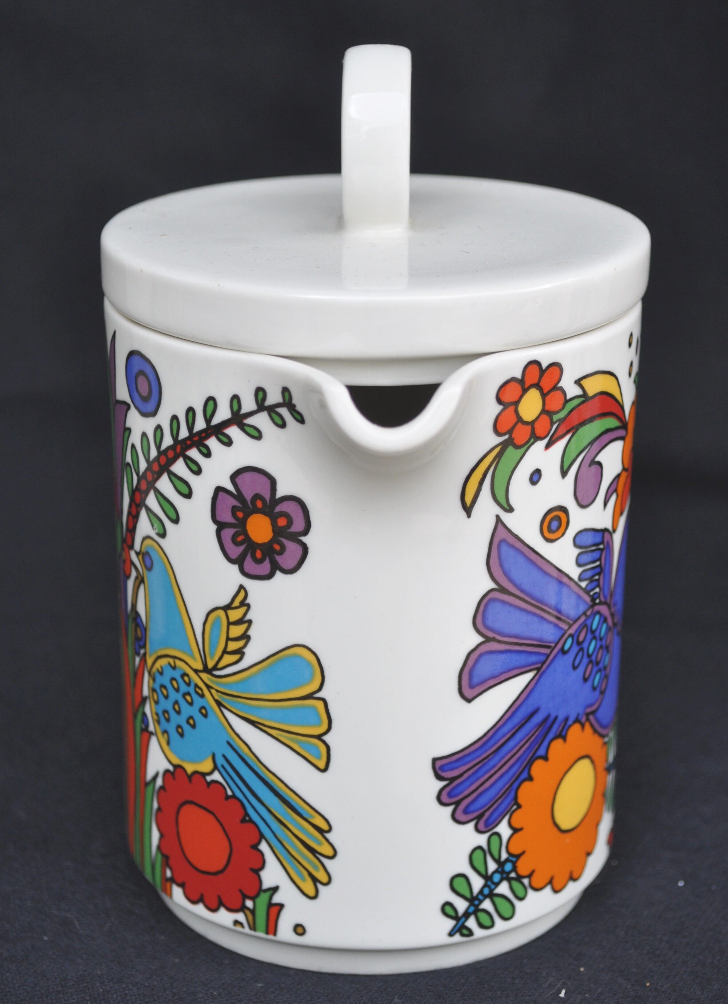 Vintage teapot Acapulco