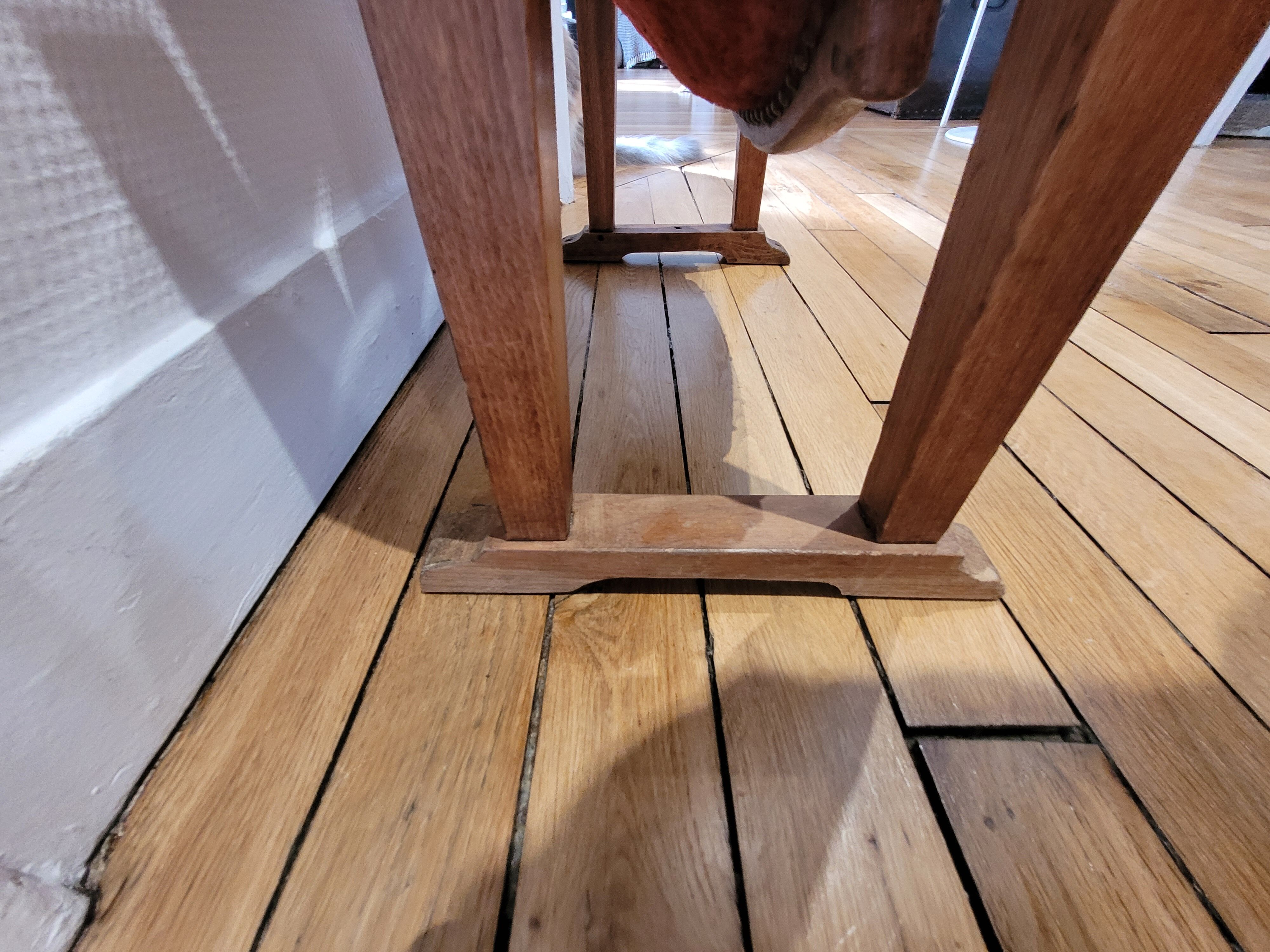 Theatre chair
