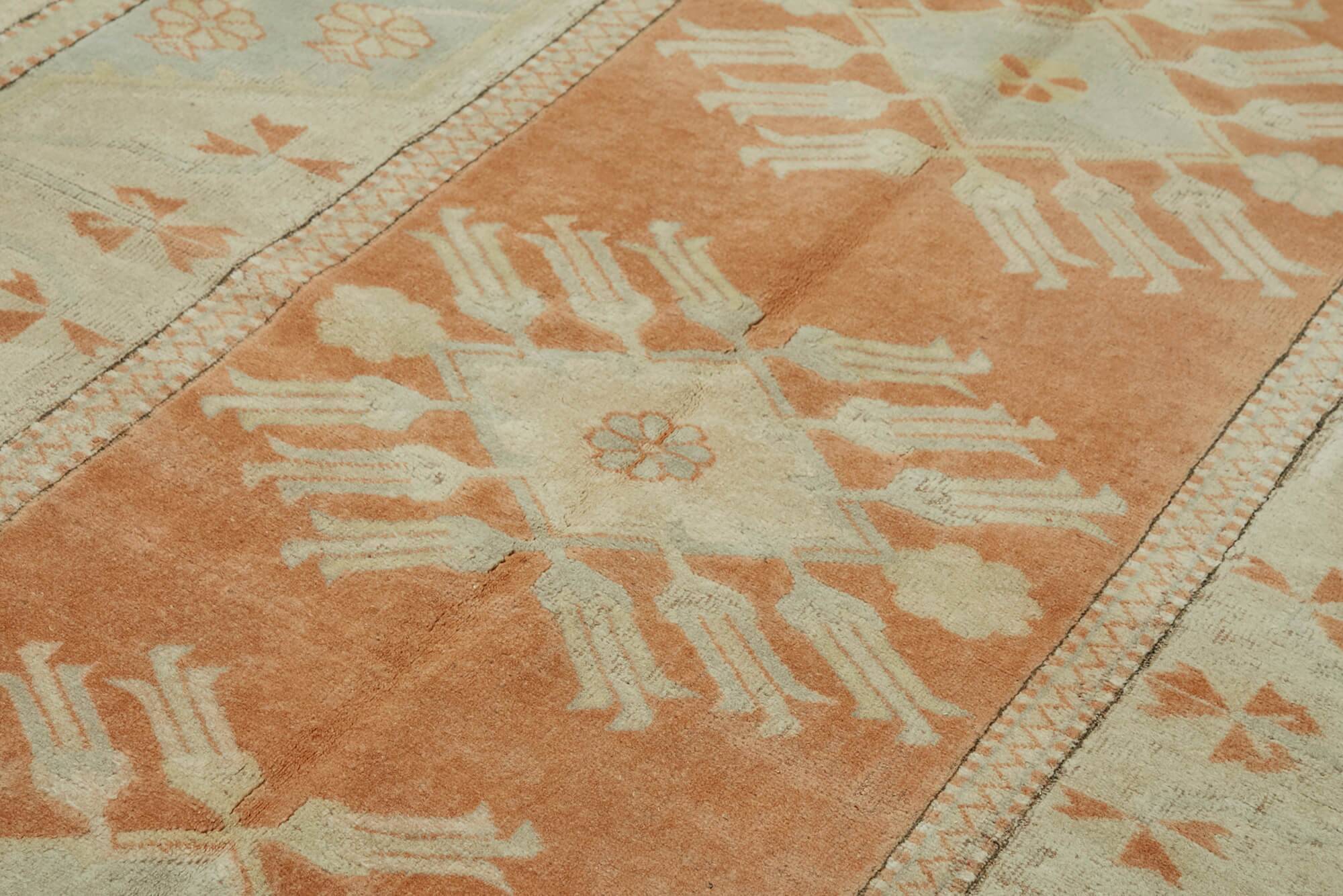 Turkish Vintage Anatolian Rug 197 cm x 281 cm