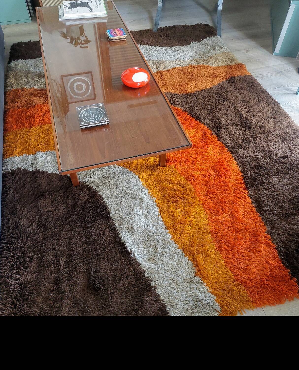 Tapis space age des années 70
