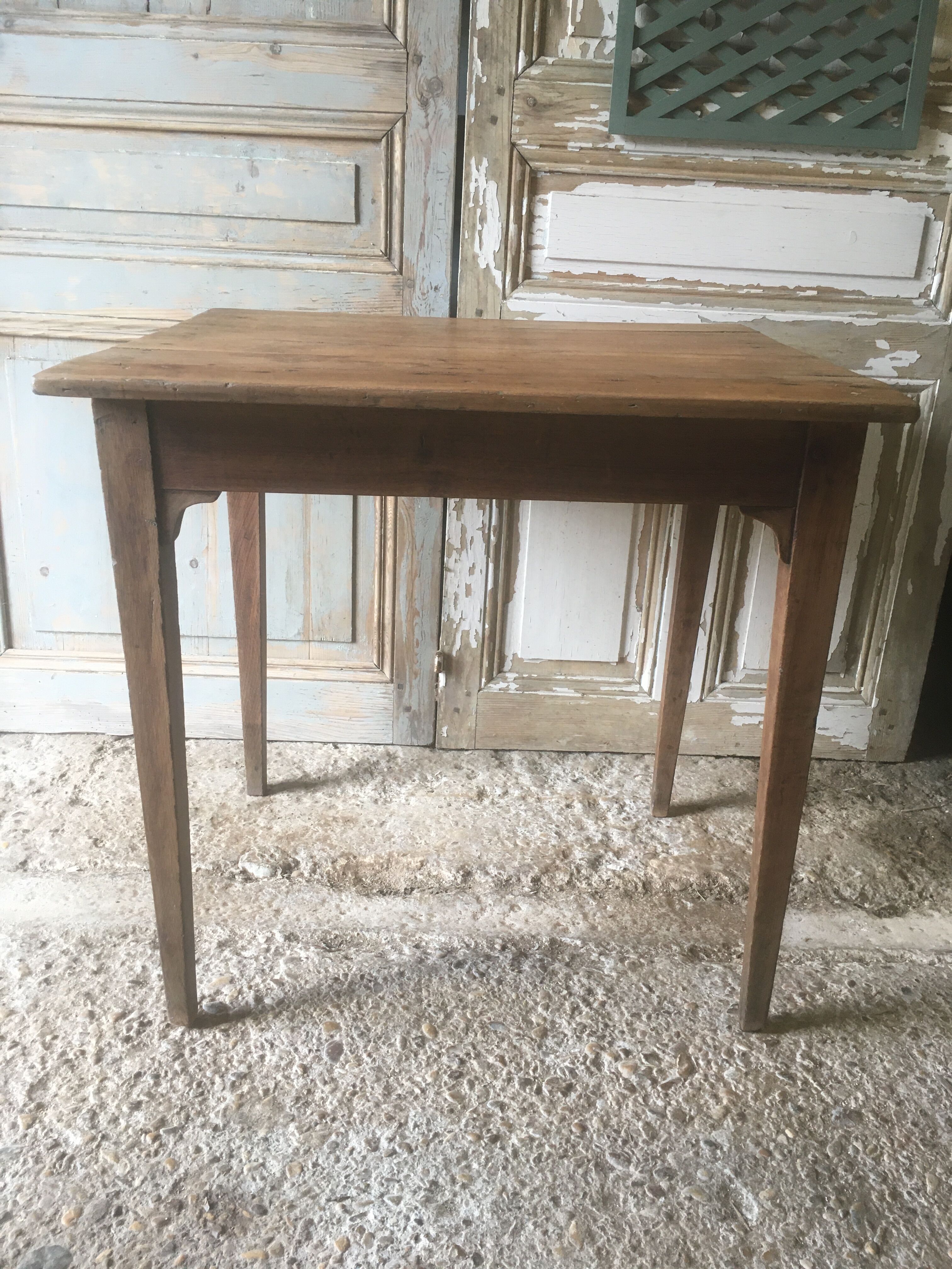 Farmhouse table