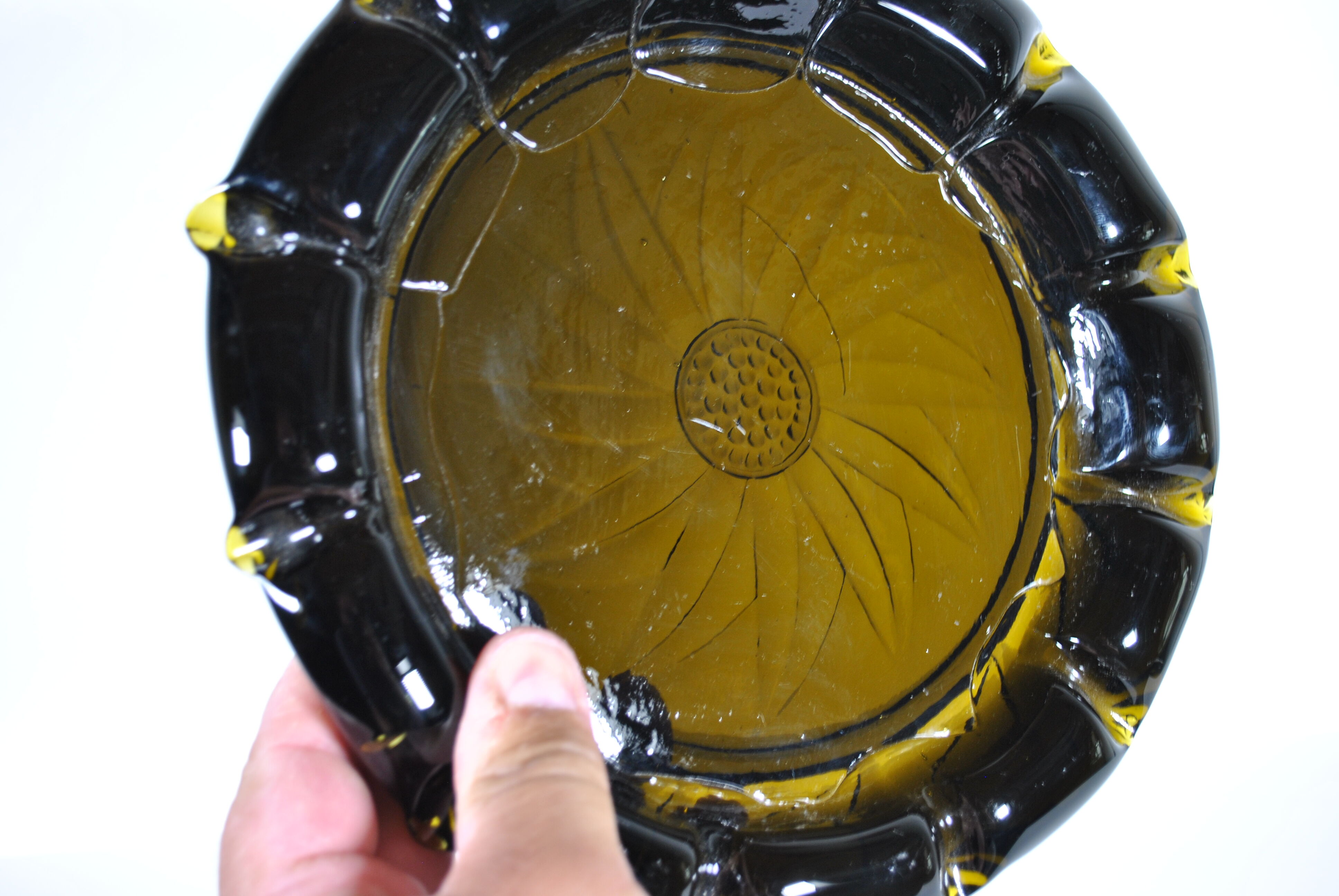 Empty pocket or ashtray in glass 1970