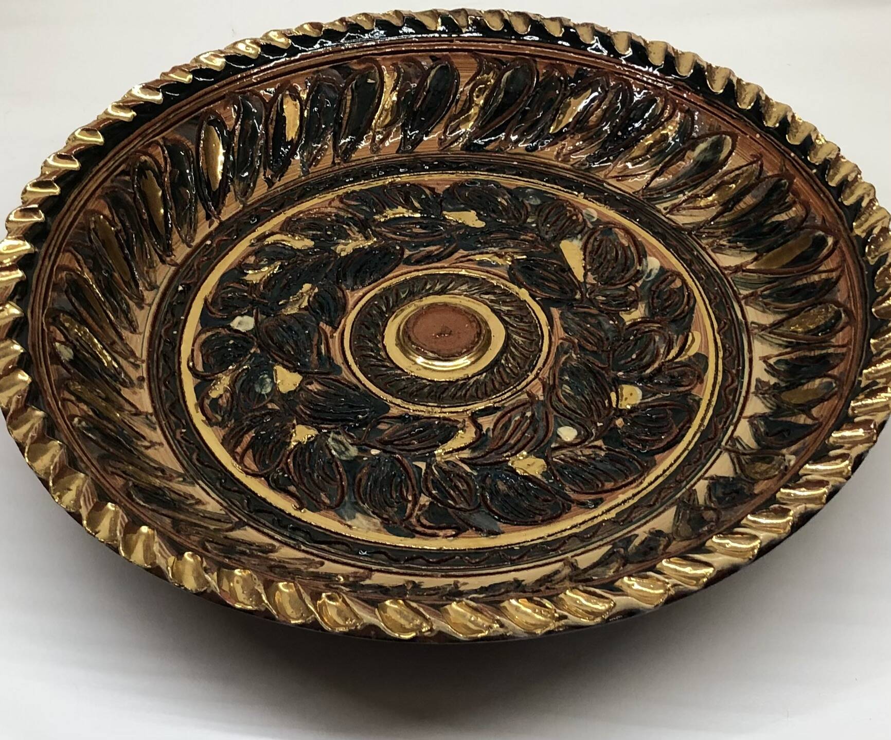 Nimy ceramic dish by Georges Destrebecq circa 1950