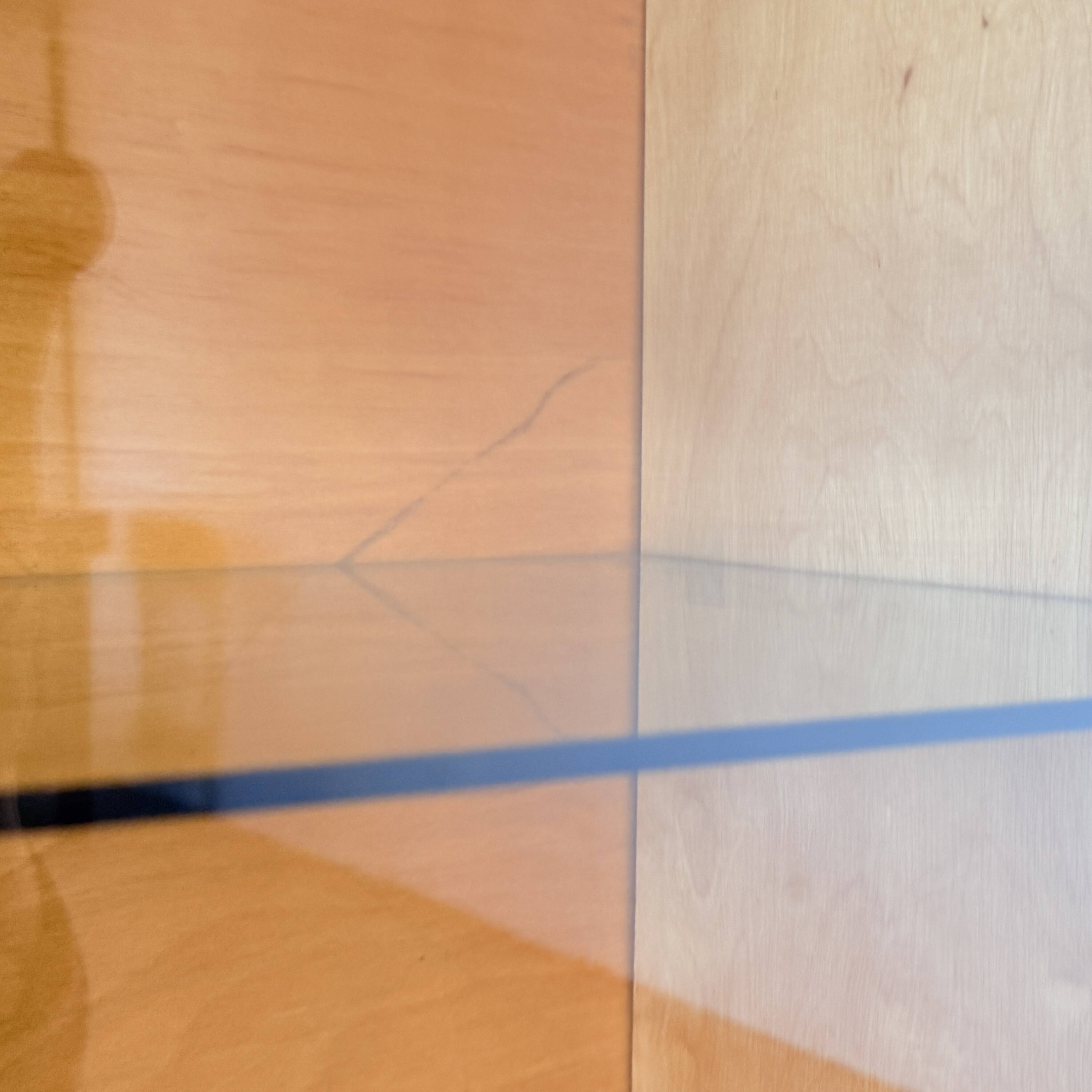 Playful high-gloss highboard with display cabinet