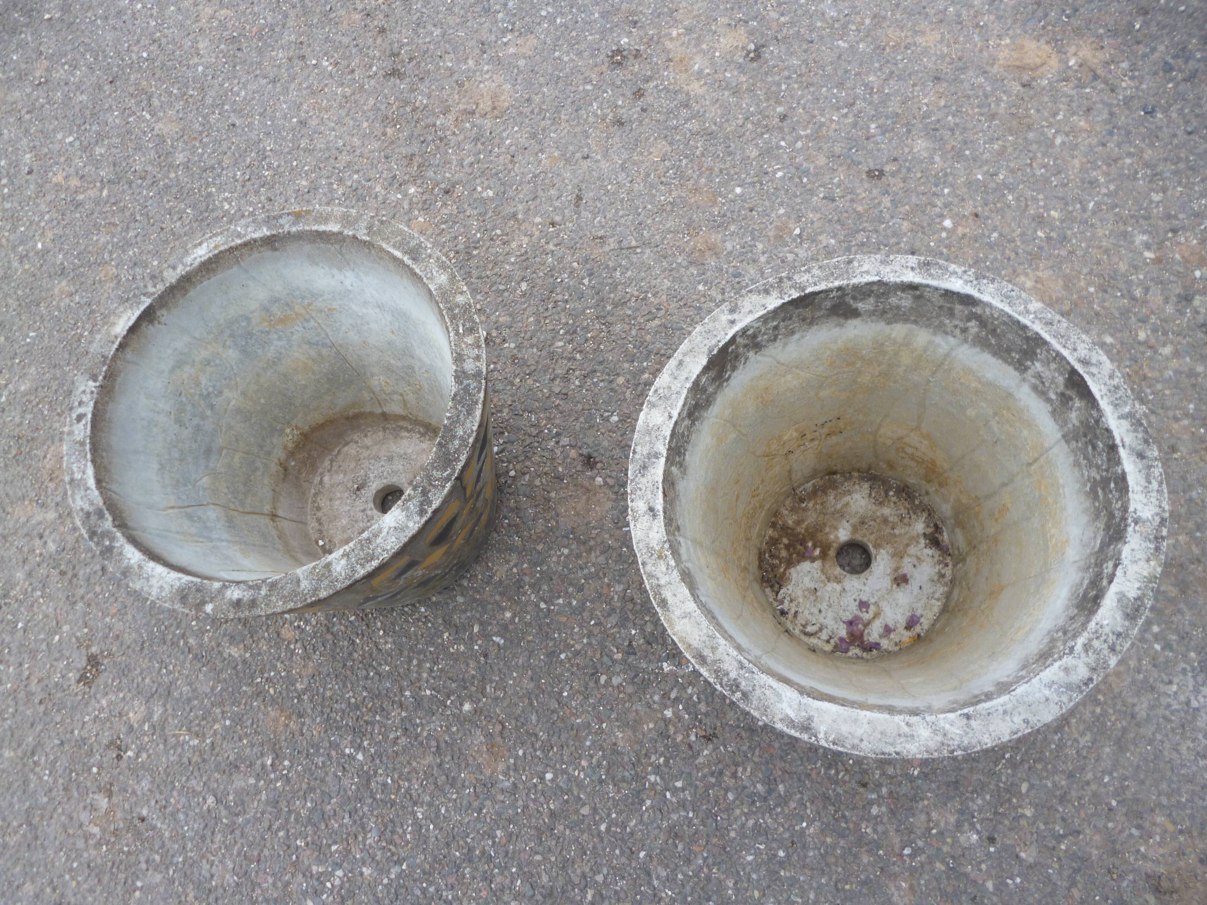 Pair of cement basins and tiles from the 50s