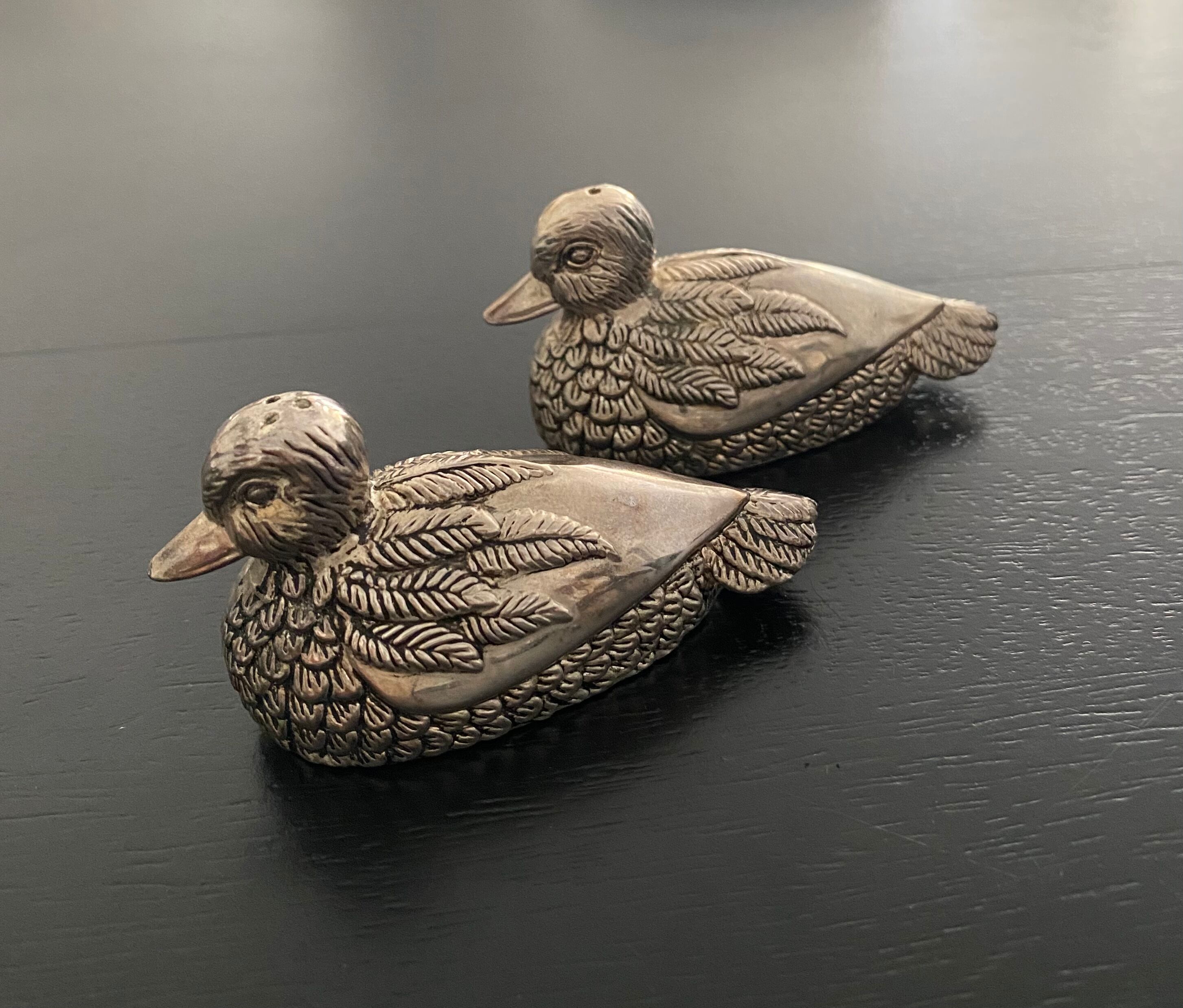 Salt and pepper shaker duck form brand silea