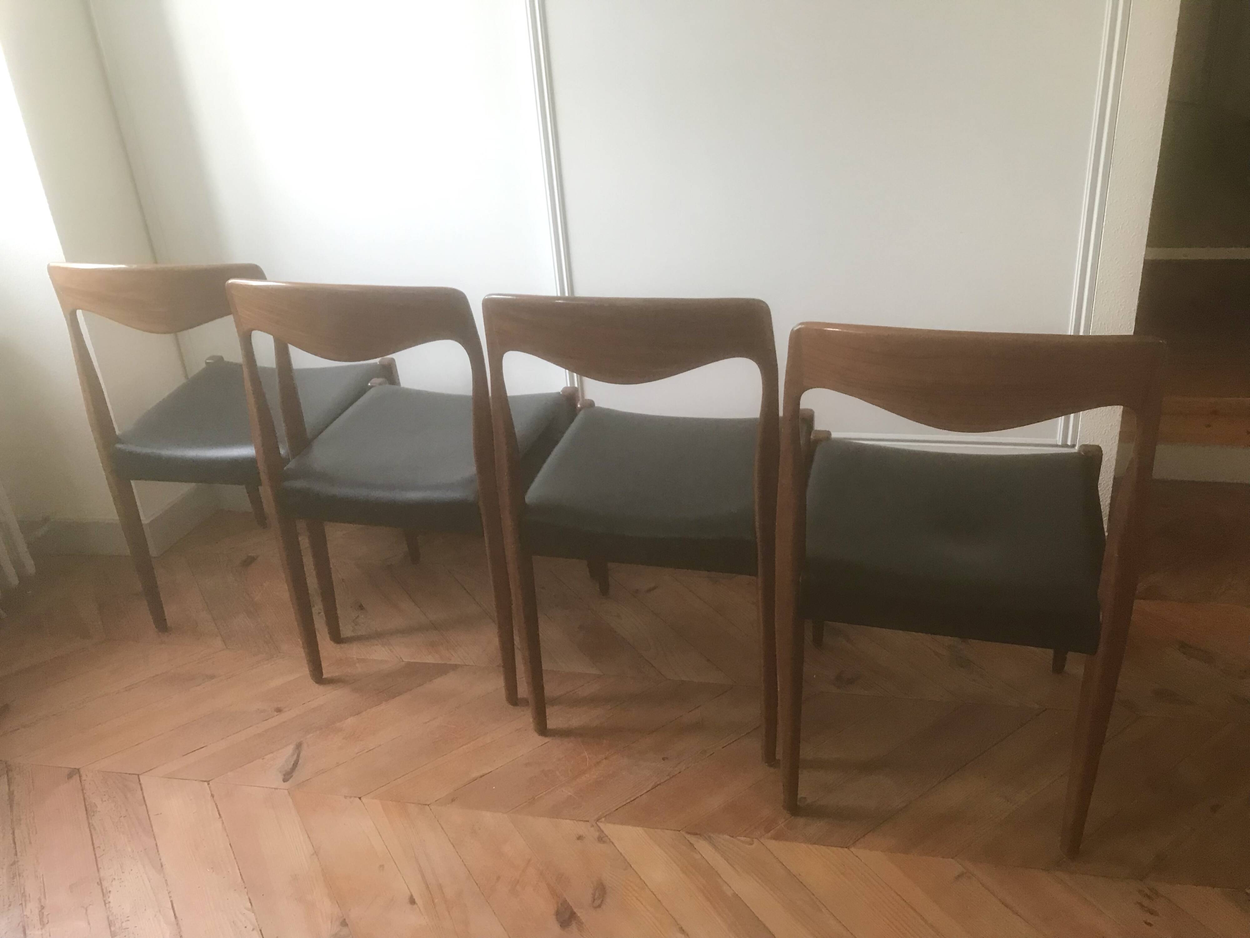 Set of 4 Scandinavian chairs 1960