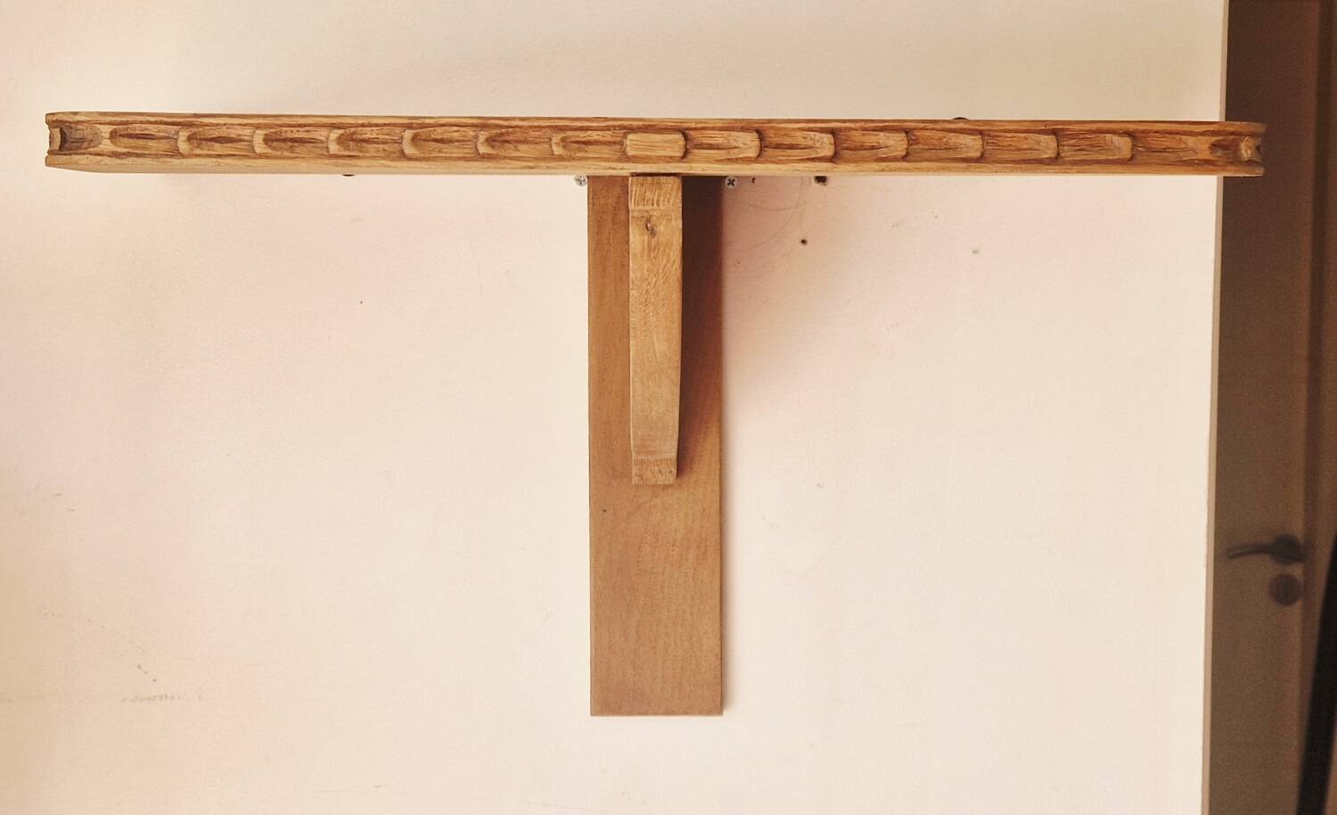 Solid oak wall shelf - Rustic Louis XVI style
