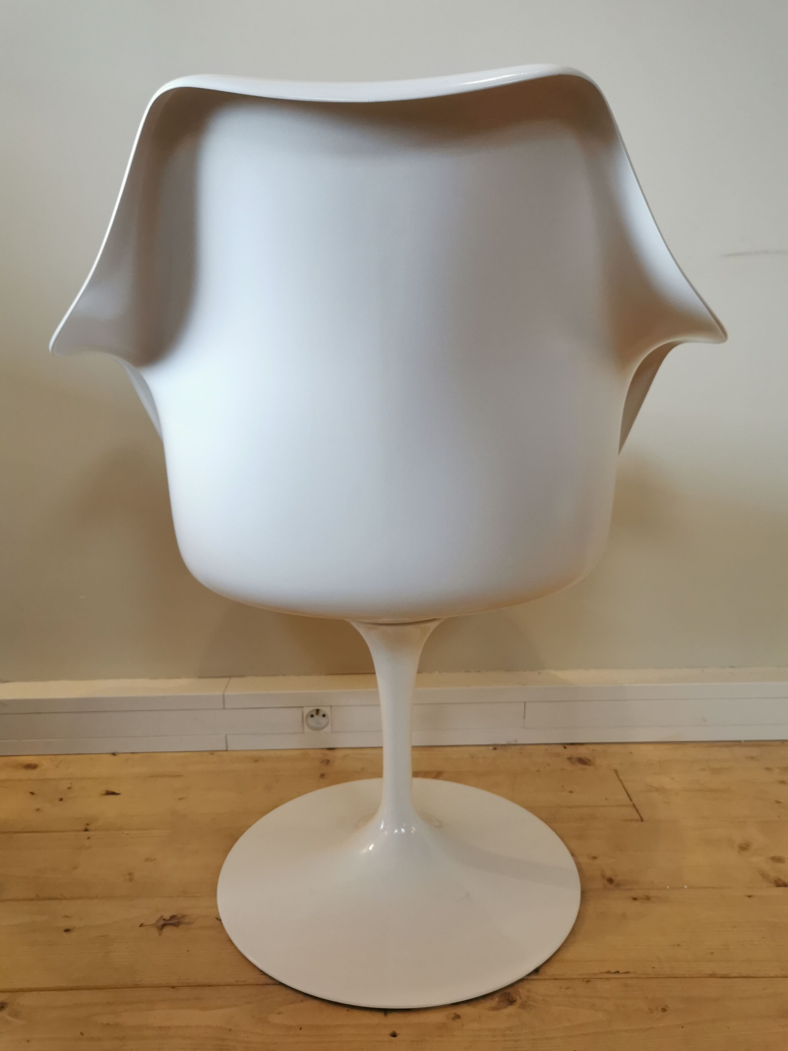 Armchair by Eero Saarineen for Knoll