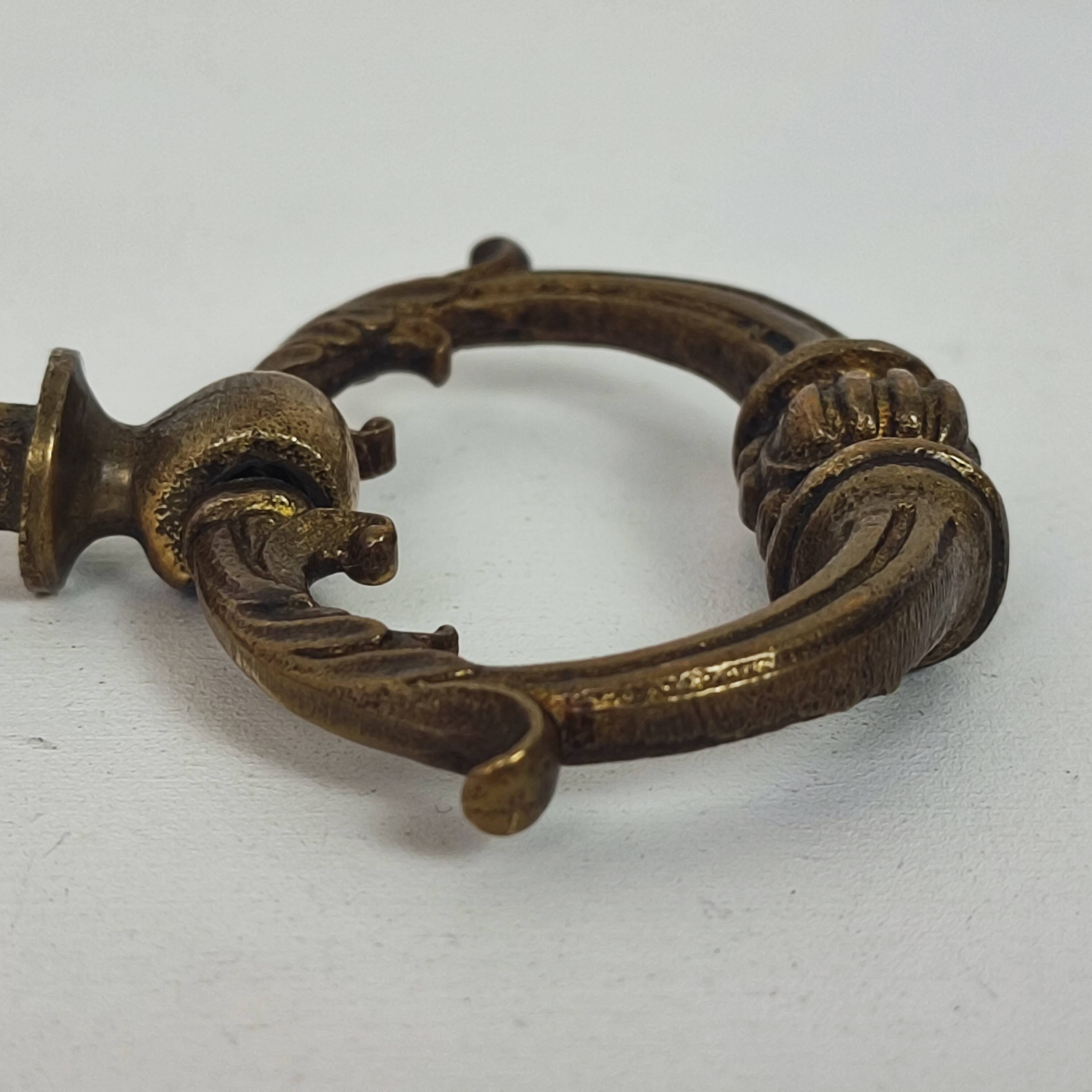 Poignées de meuble en bronze