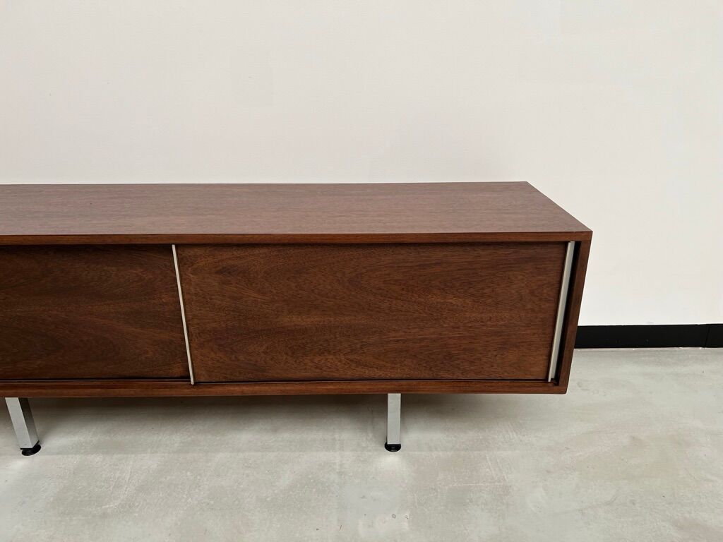 Italian sideboard from the 70s in rosewood