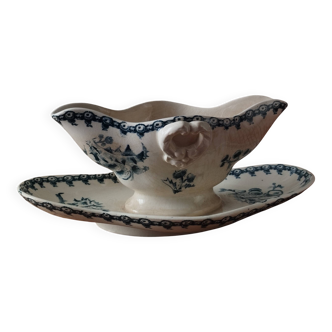 Large sauce boat on old frame in Gien Chardons iron earthenware