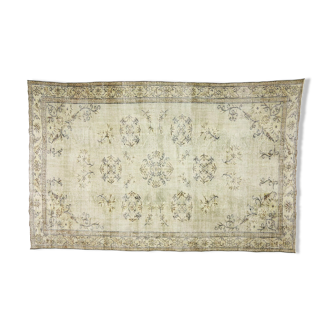 Anatolian handmade vintage rug 302 cm x 199 cm