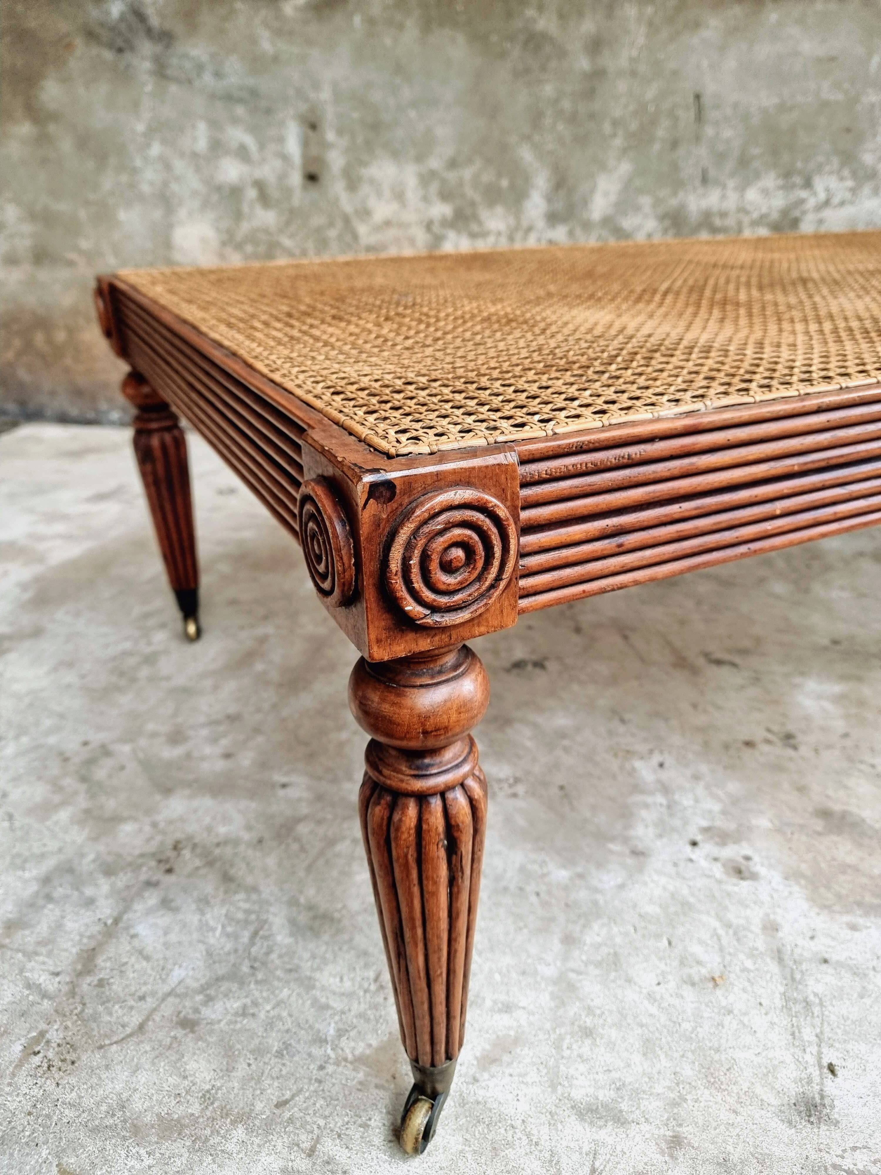 Table basse vintage design Becara Madrid
