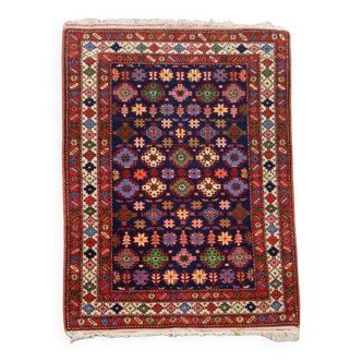 Tapis coloré et subtil à motifs – 124 x 74 cm