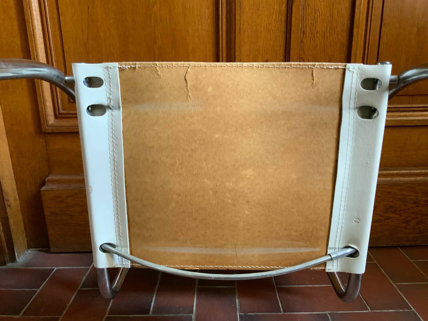 1970s leather cantilever chair