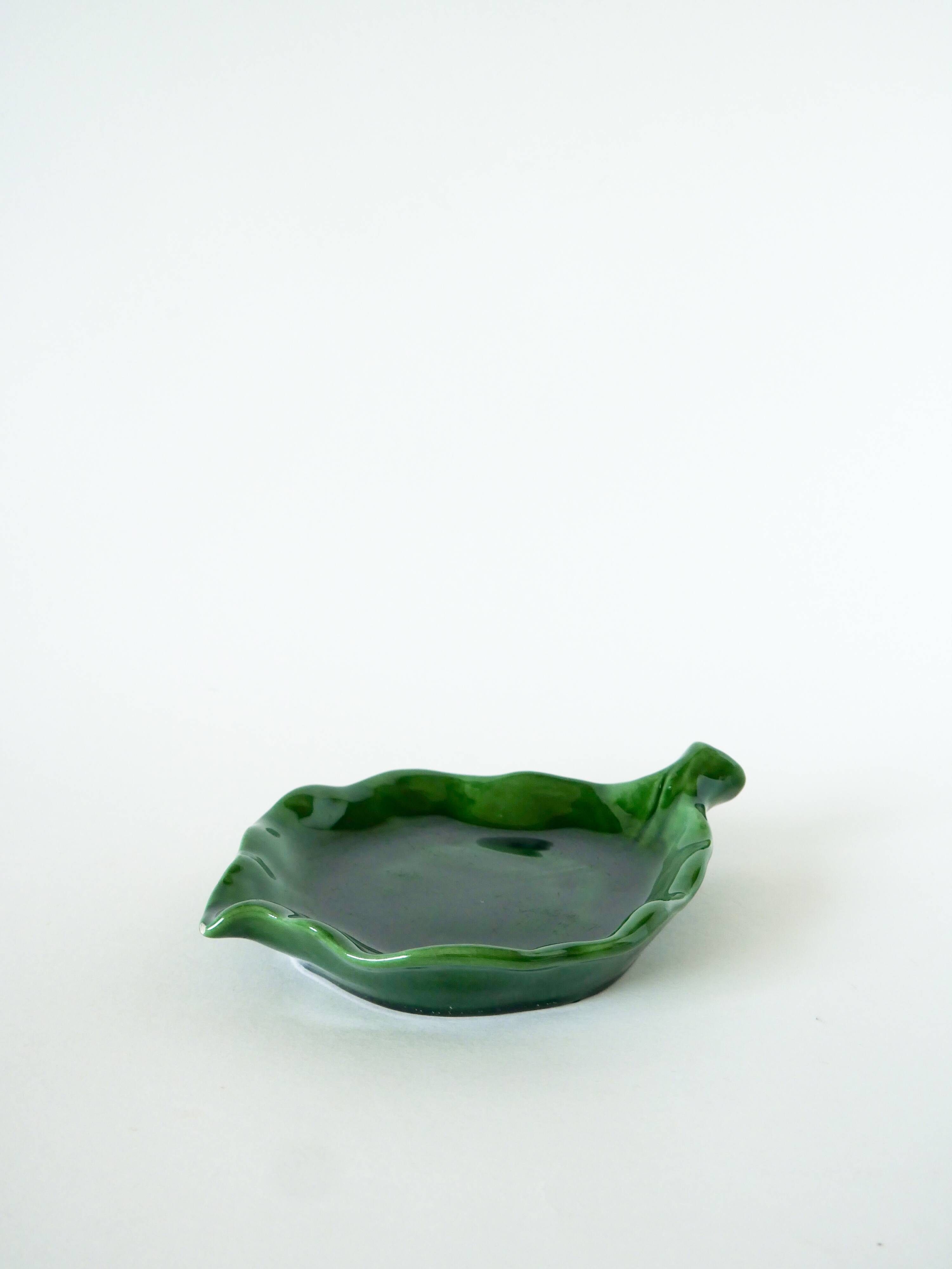 slip leaf emptier, Green, 1970 - 14 X 14 cm