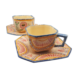 Tasses avec soucoupes octogonales Henriot Quimper décor fleurs feuilles