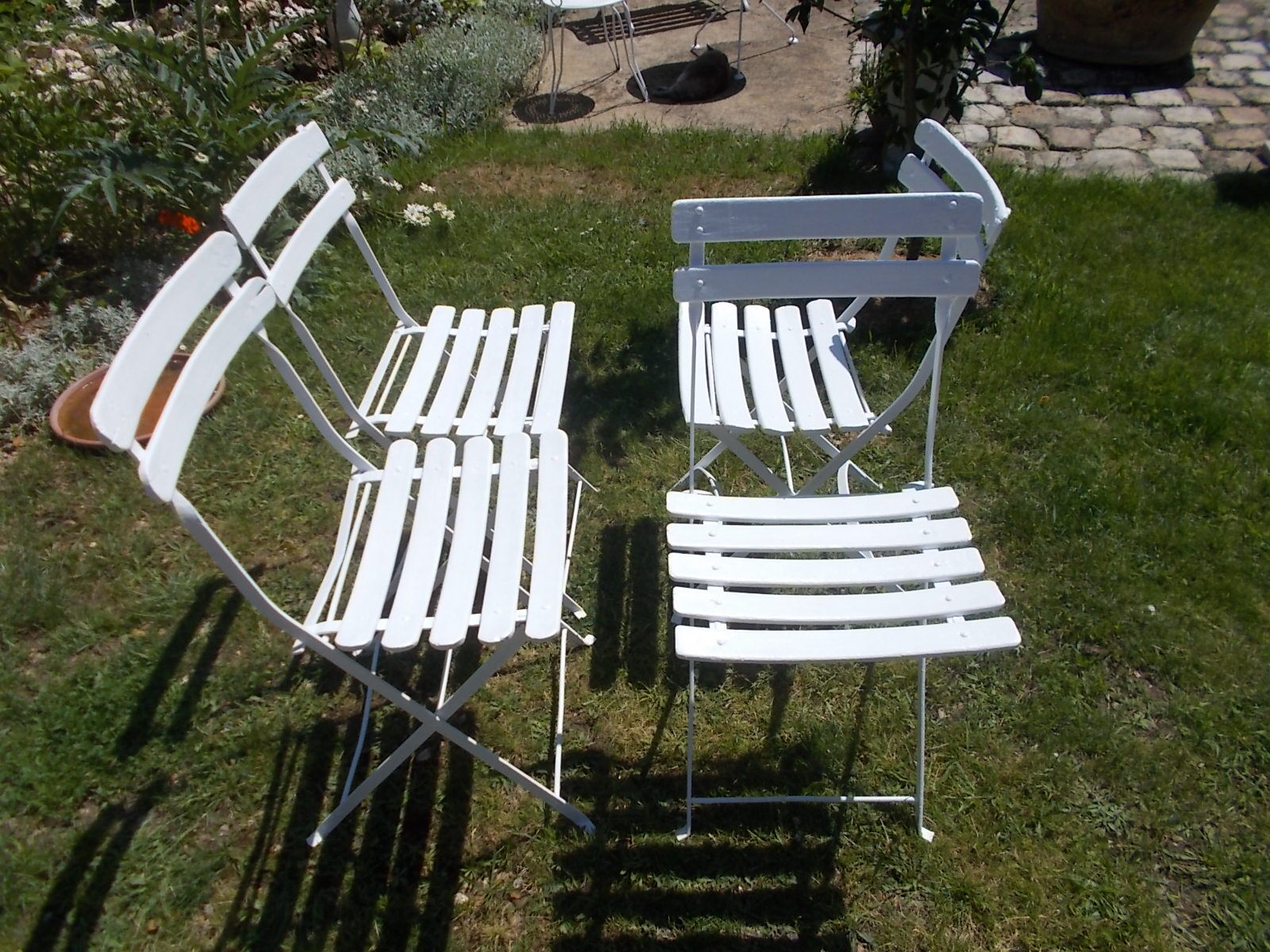 Set of 4 vintage garden chairs
