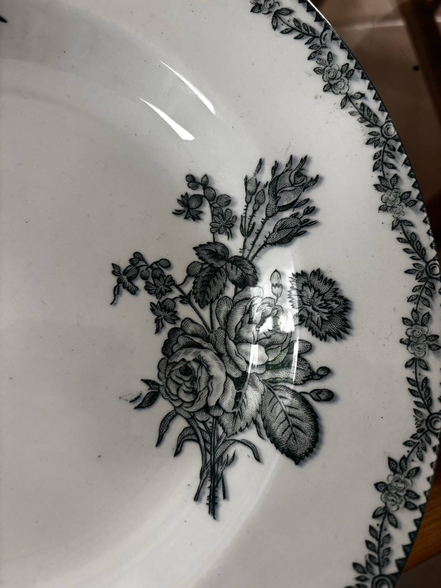 Set of 3 deep plates Terre de Fer St Amand bouquet