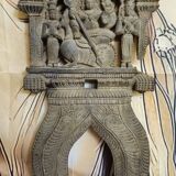 Ancient wooden sculpture – Finely carved Indonesian deity - 19th century