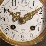 Cage pendulum with its double mercury bulb pendulum.