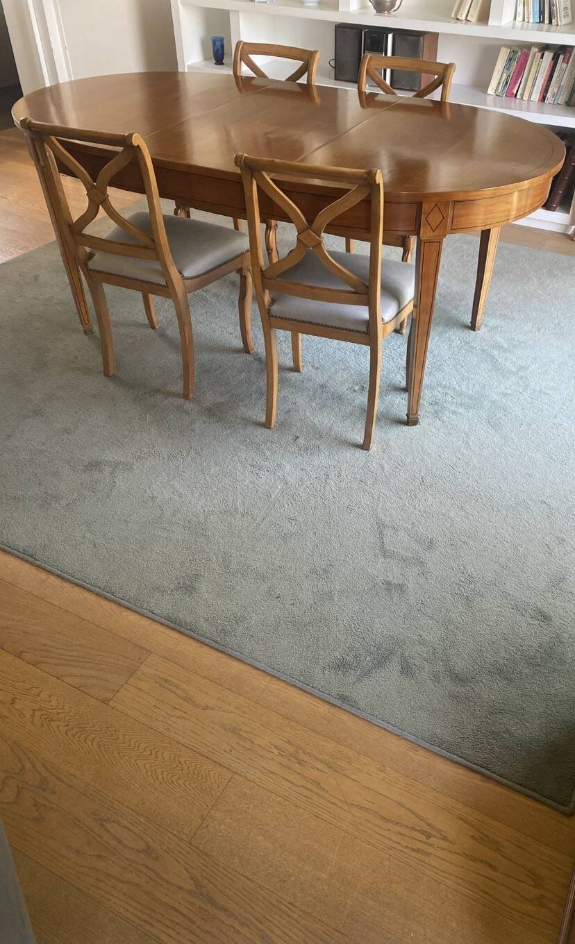 Table de salle à manger de style Directoire