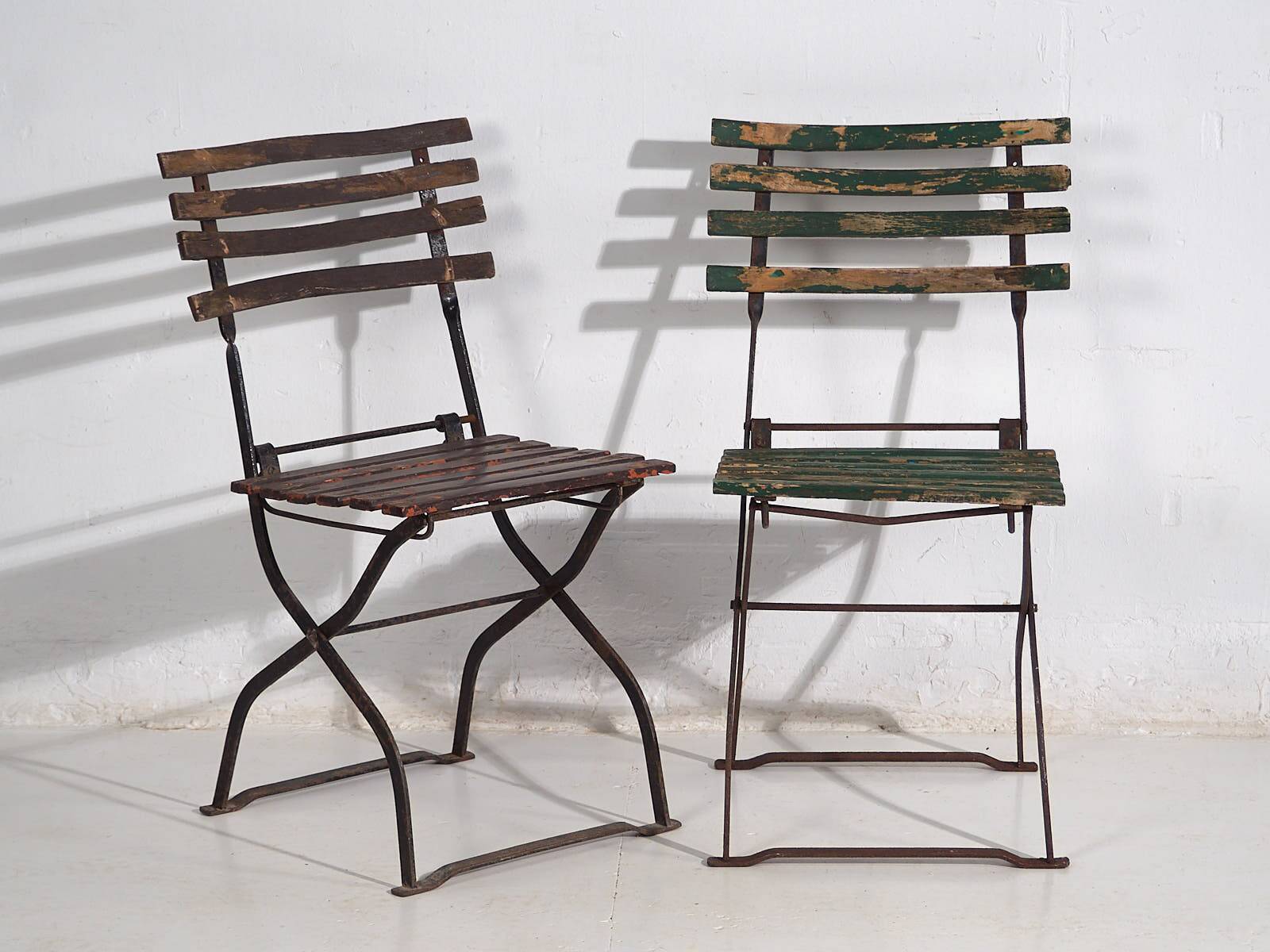 Antique outdoor folding chairs (c.1920). Set of 4 pieces #33