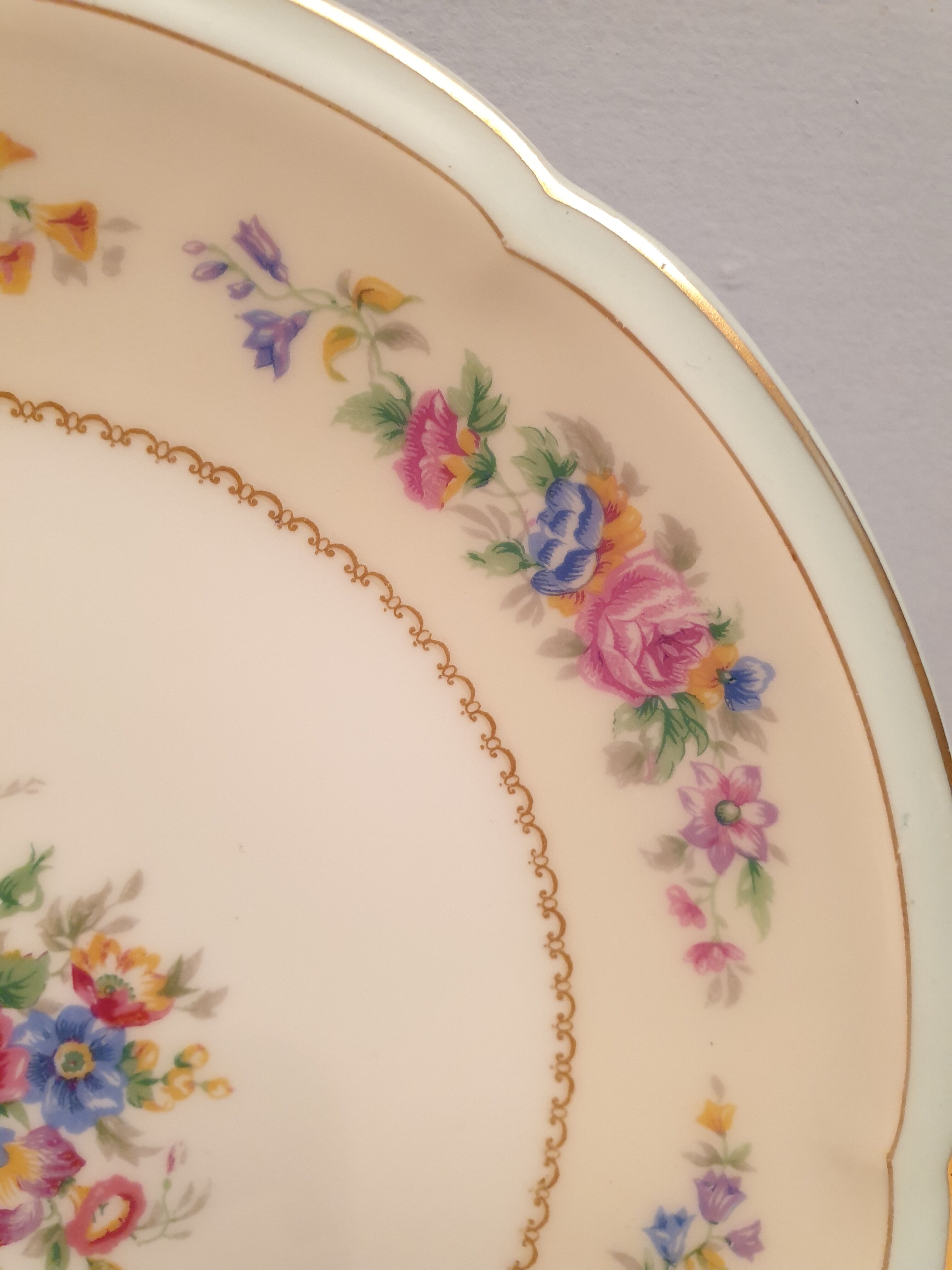Suite of 4 flat plates Limoges