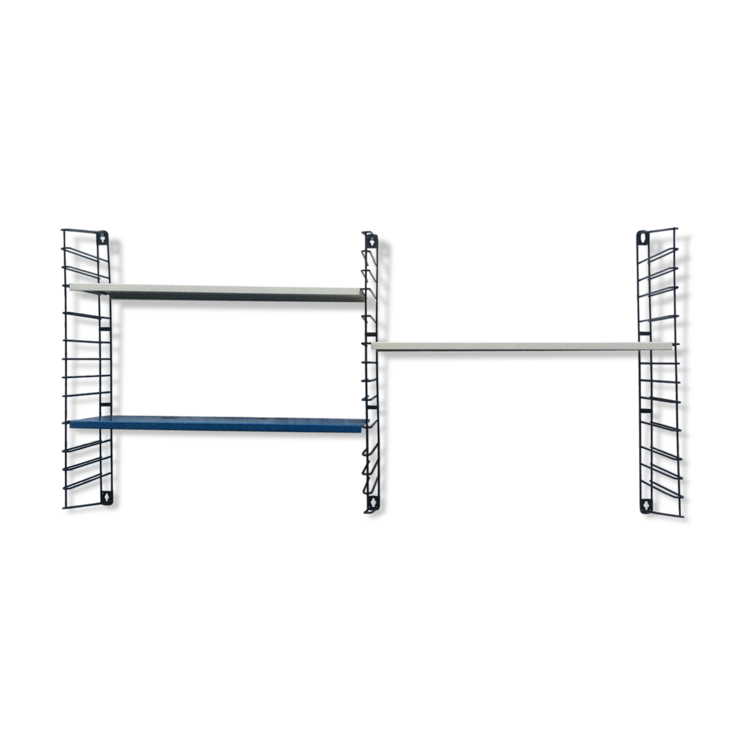 Tomado shelf of the 50s