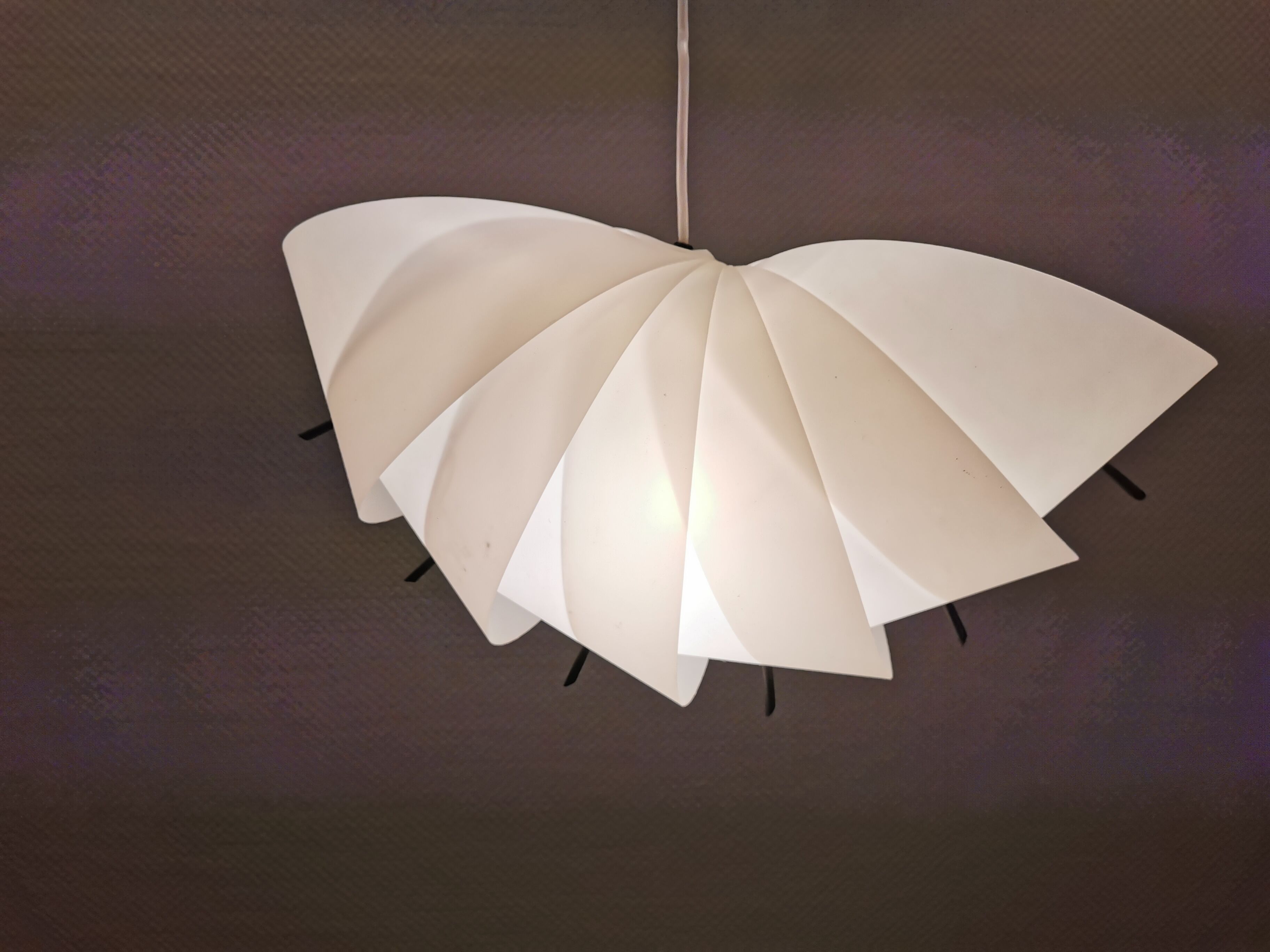 Danish conch, snail shell hanging lamp from the 80s, made of hard ABS plastic.