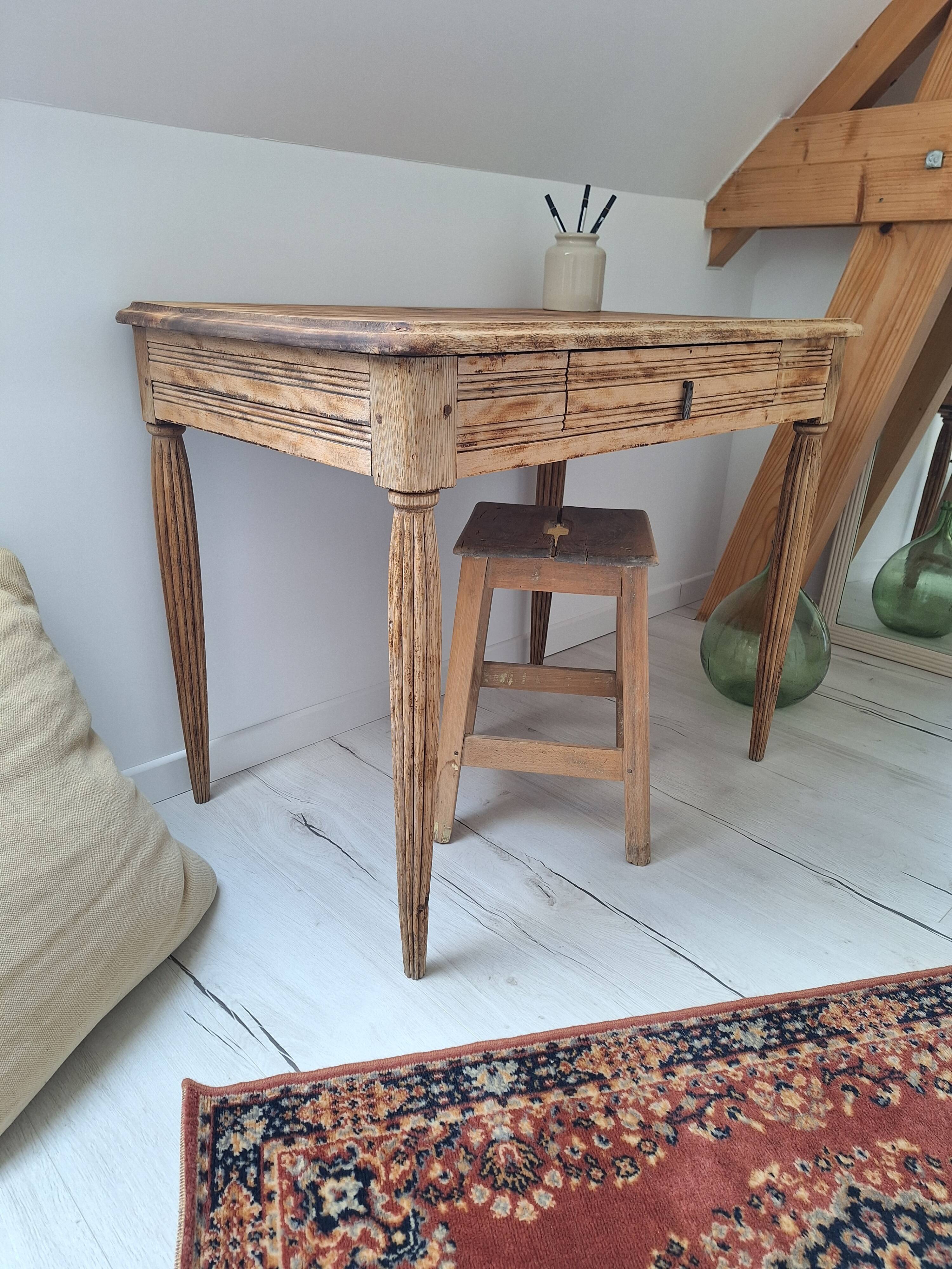 Desk / Side table / Art Deco console in solid wood from the 1930s-1940s