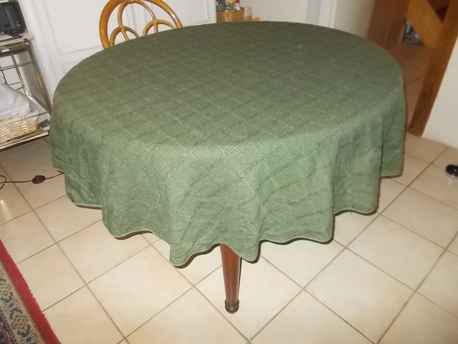 Round tablecloth 184 x 174 green-khaki