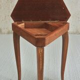 Musical coffee table of triangular shape, fruit wood, tray and feet with marquetry décor