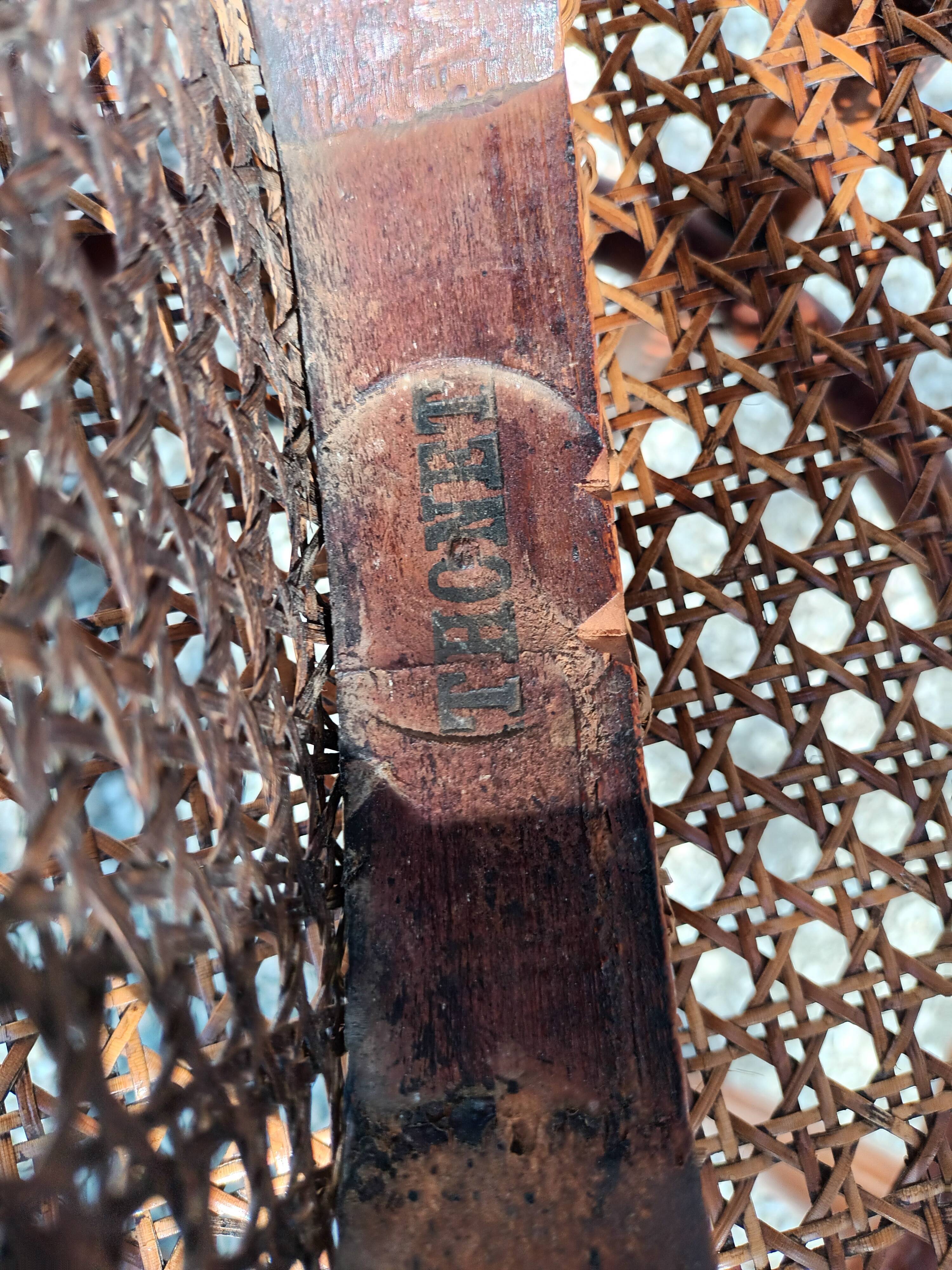 Canned chairs Thonet