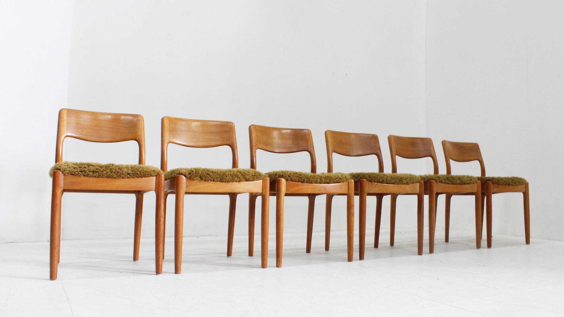 Vintage Danish solid teak dining room chairs Juul Kristensen set of 6