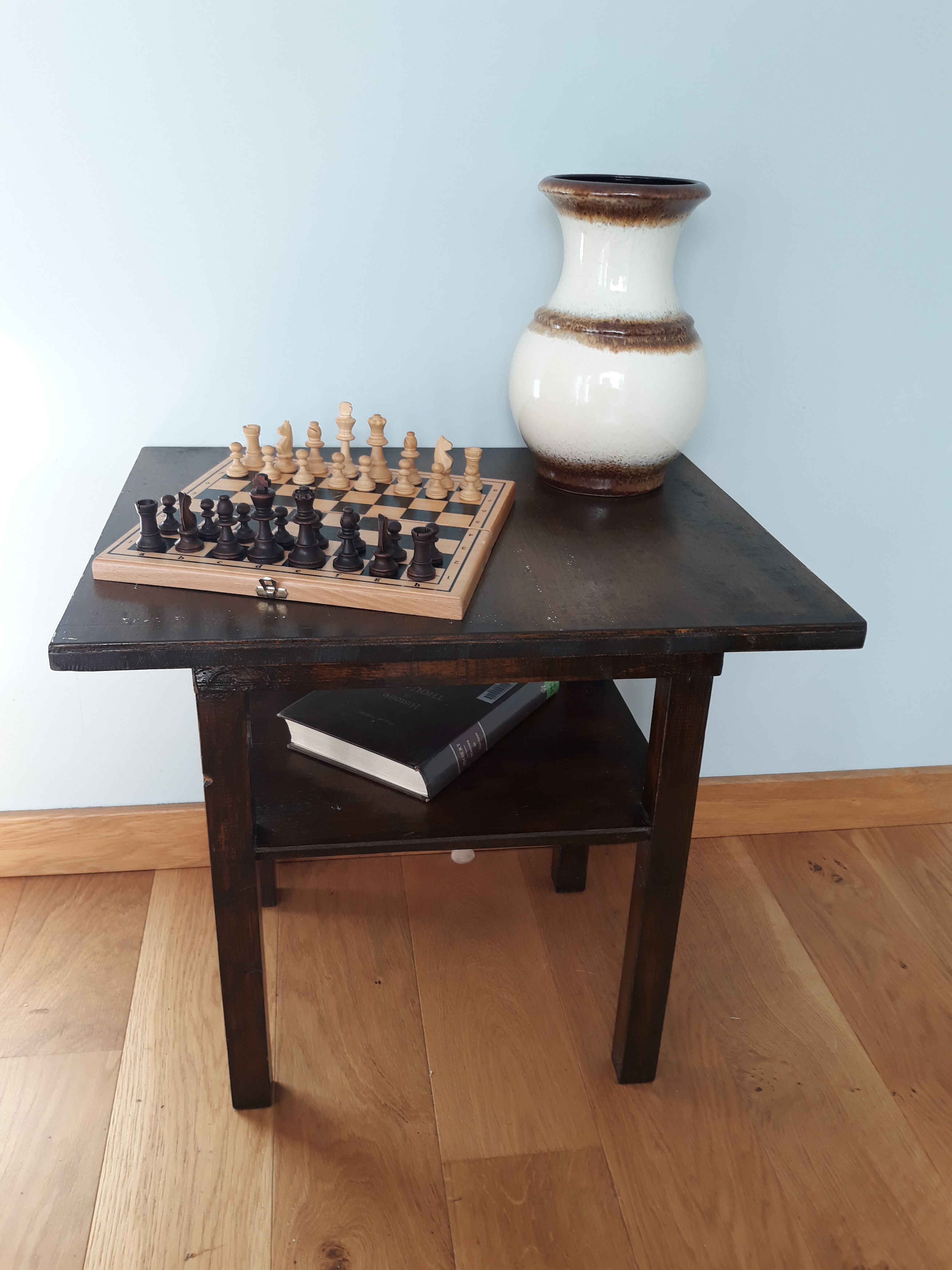 Coffee table end of sofa bedside in solid wood