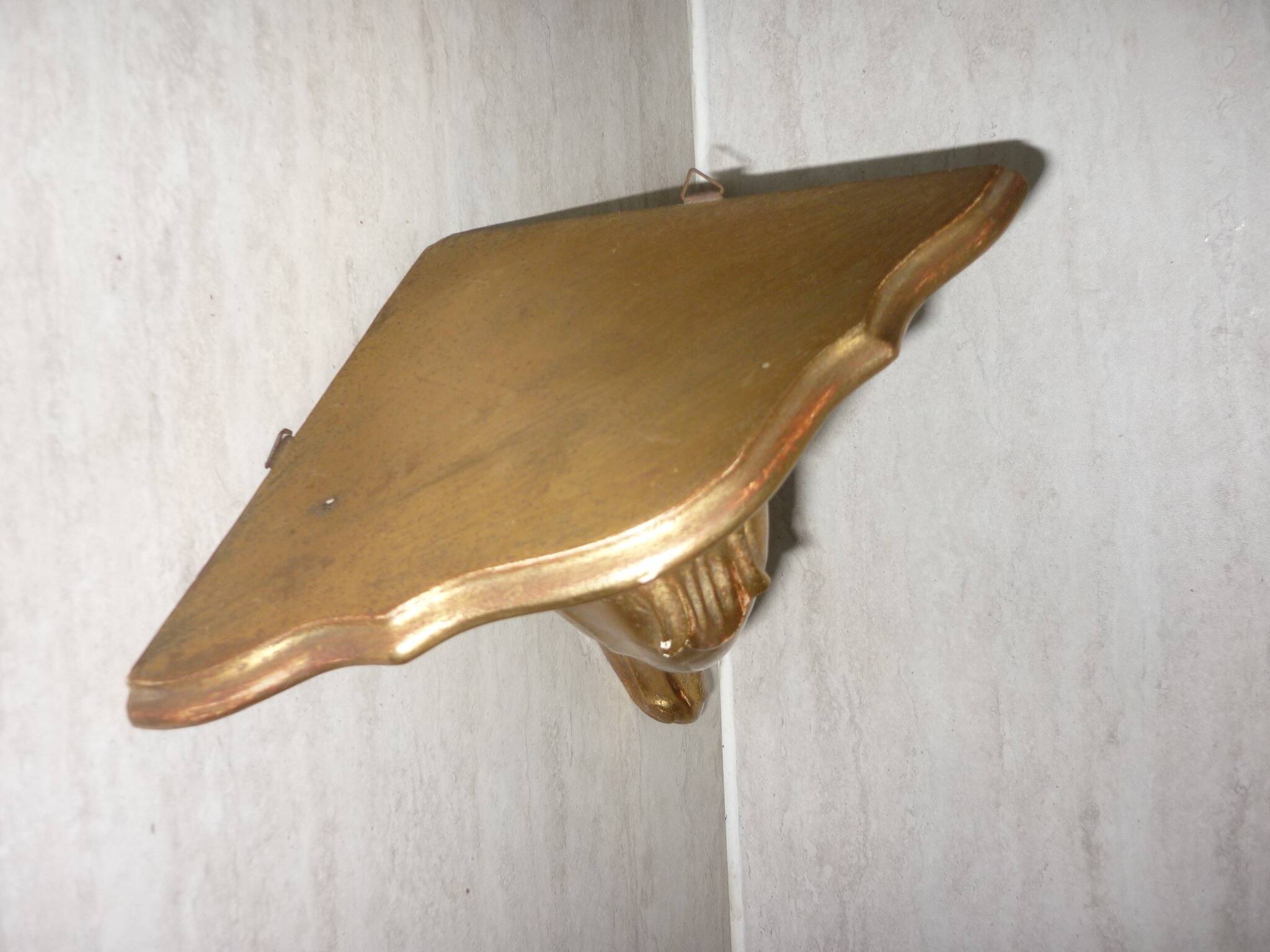 Golden wood corner console shelf