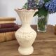 Vase en terre cuite vintage