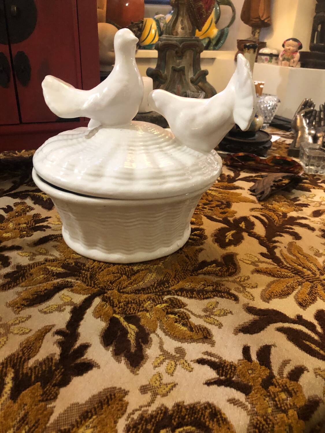 Ceramic plate with 2 doves