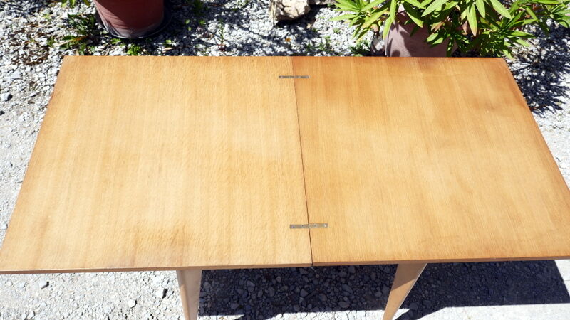 Vintage wallet table in blond oak