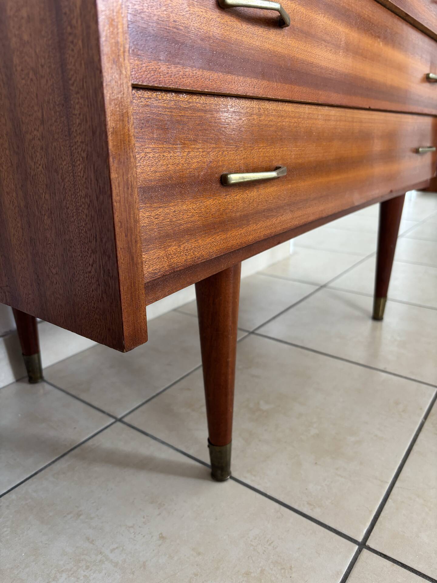 Vintage oak chest of drawers