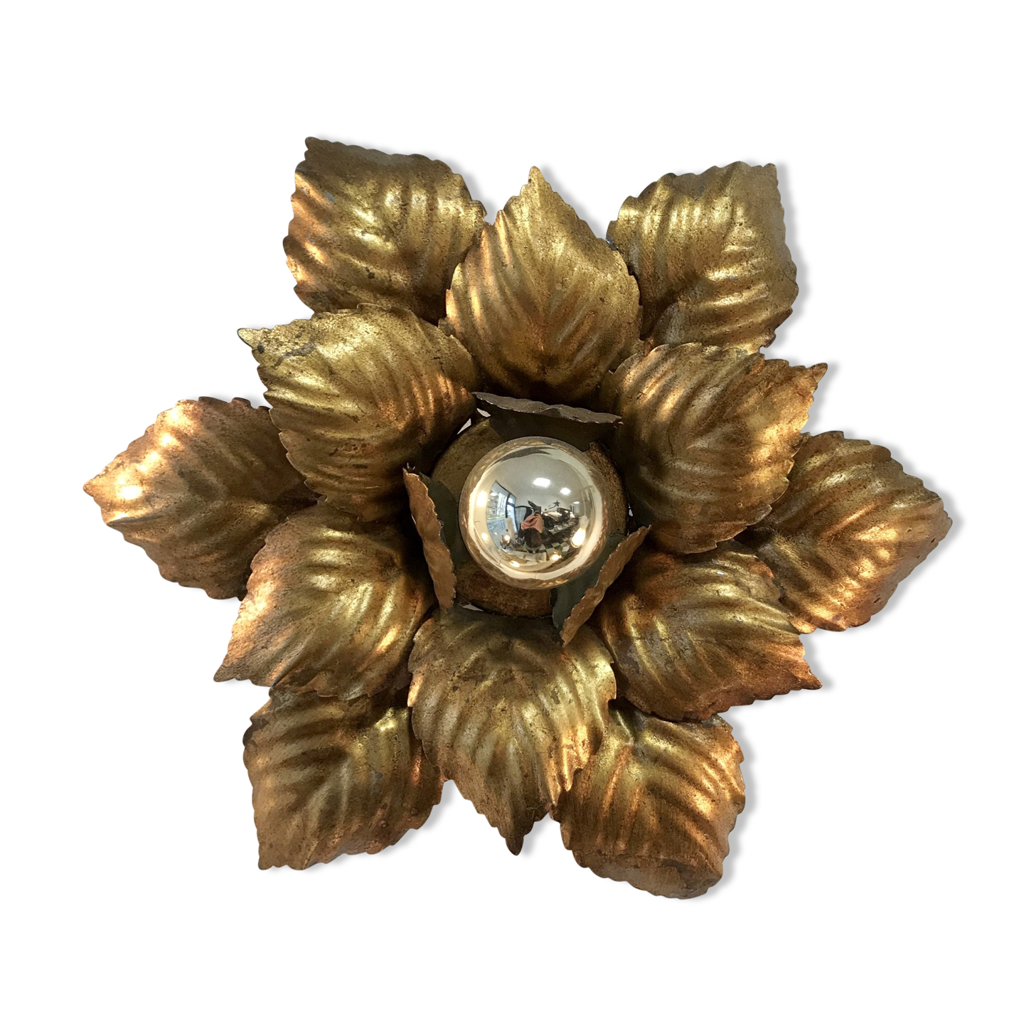 Golden flower wall lamp