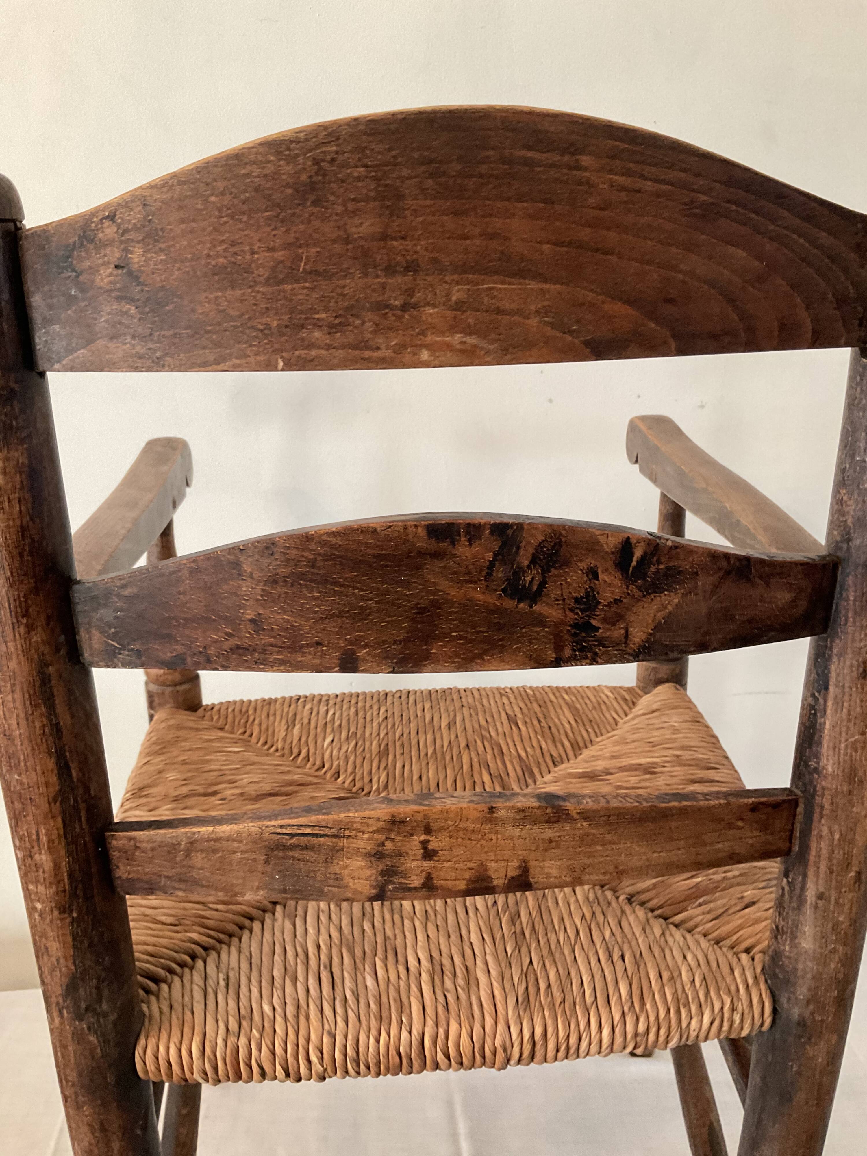 Vintage straw children's chair