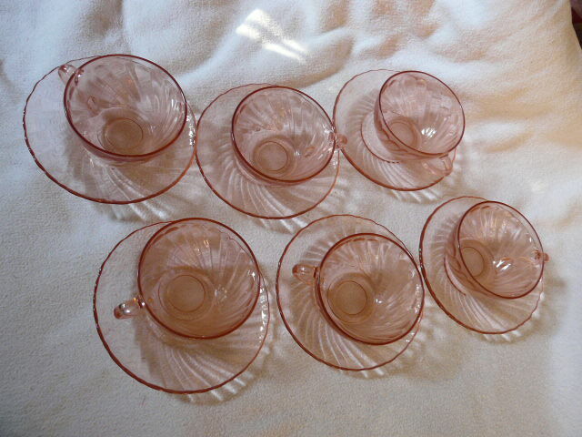 6 cups and saucers Rosaline Arcoroc France
