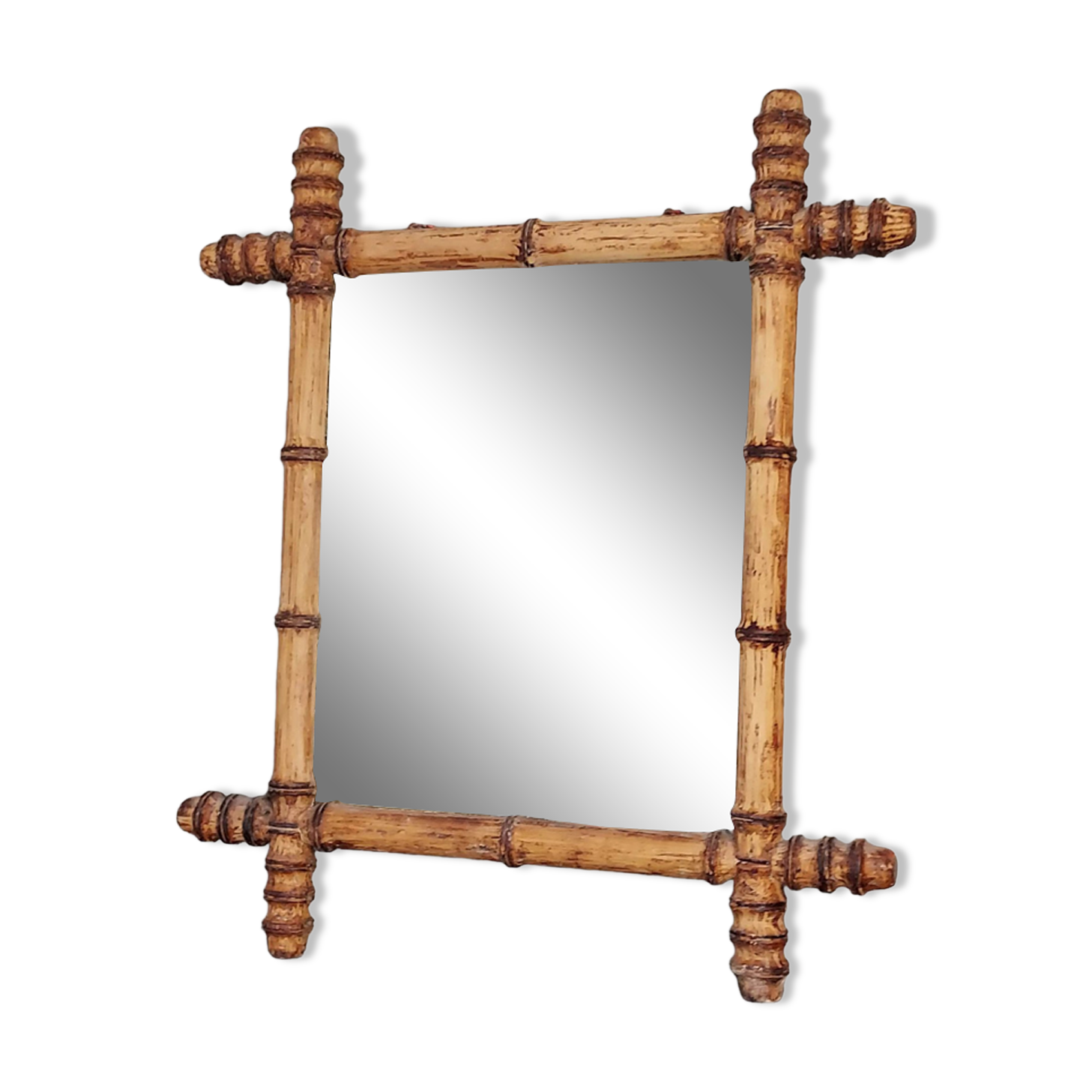 Mirror in turned wood